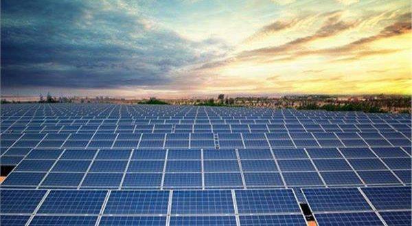 وزير الكهرباء يشجع على انشاء محطات طاقة شمسية